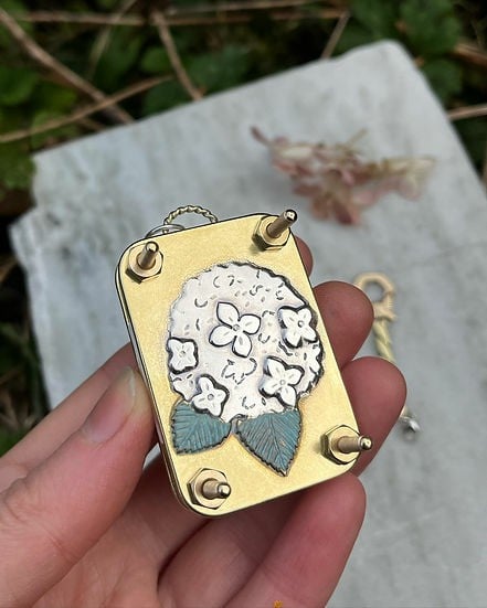 BowLift | Mini Flower Press | Compact Botanical Keepsake Maker | Portable Craft Tool