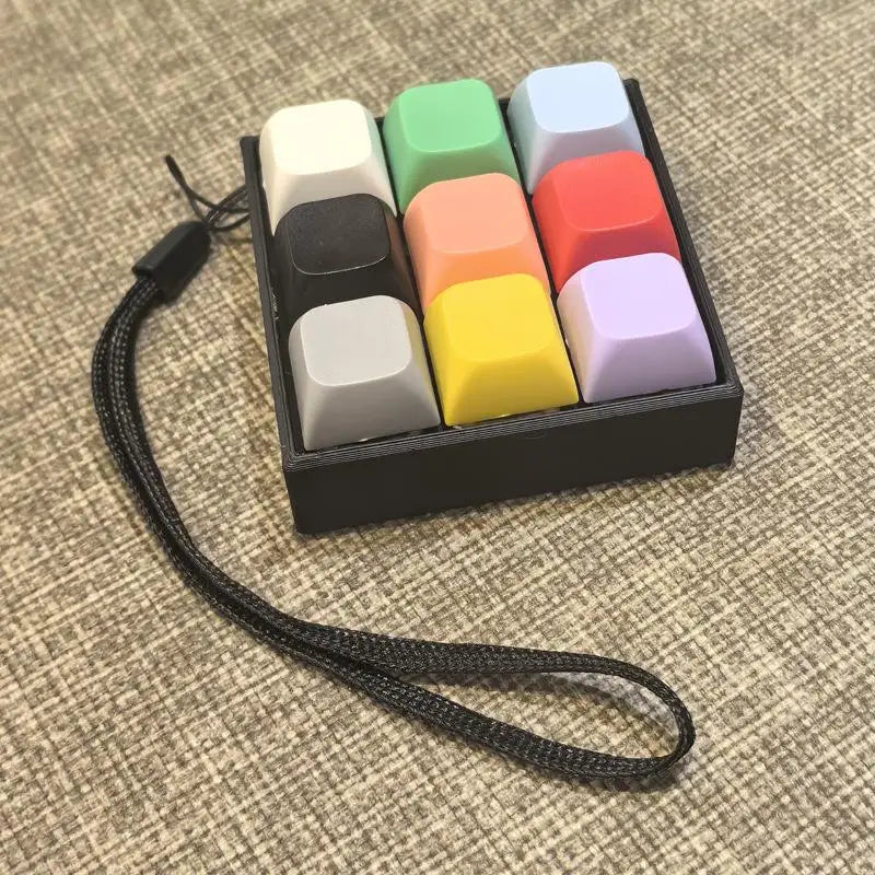 Compact Button Clicker Keychain - Fidgix
