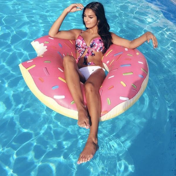 Giant Donut Pool Float | Brehn