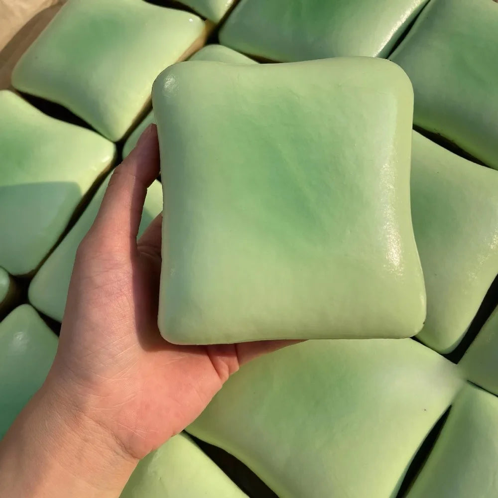 Slow Rise Squishy Toy - Plushmelt