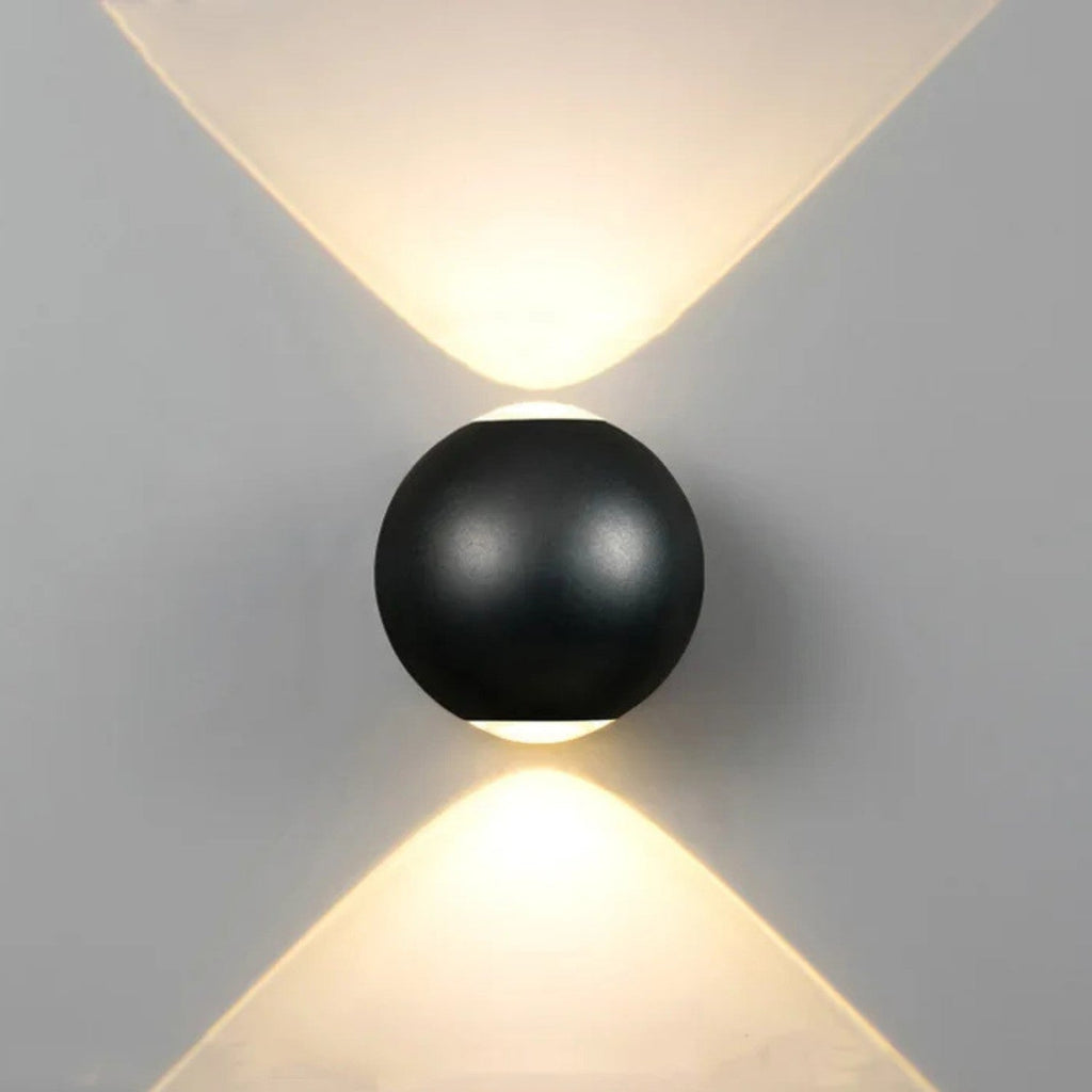 Matte Black Sculptural Beam Wall Light