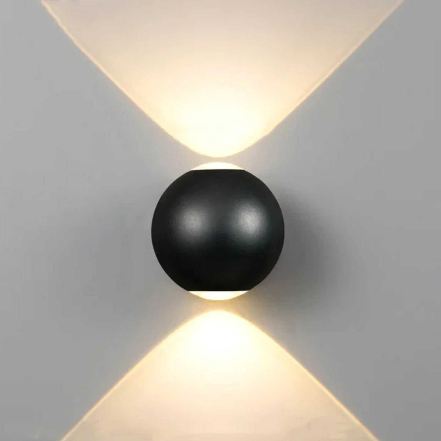 Matte Black Sculptural Beam Wall Light