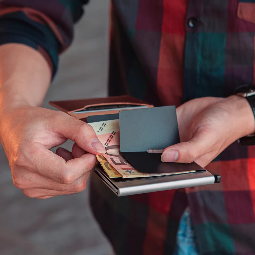 Aluminium Cardholder Wallet with Money Clip