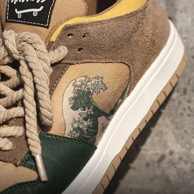 Artistic ladies and gentlemen's platform sneakers with wave design – Daiki