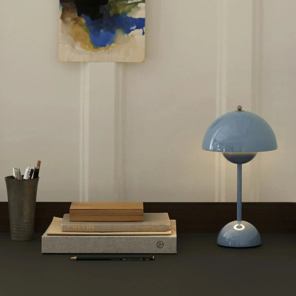 LED Table Lamp - LumiSphere