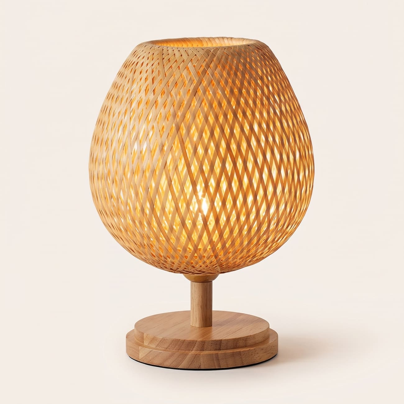 Vintage Bamboo Table Lamp - TimberGlow