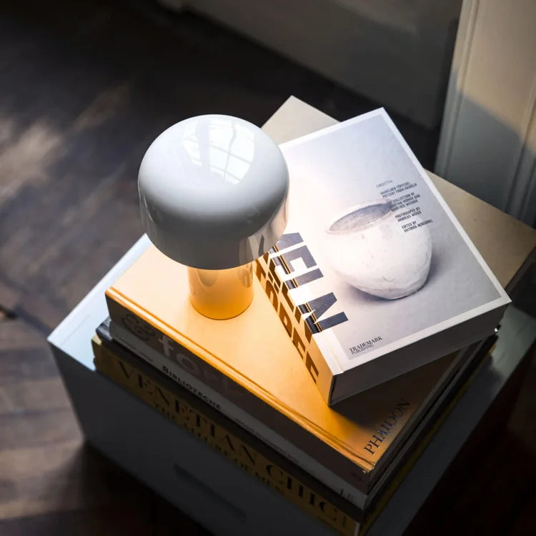 Luminor LED Table Lamp with Tri-Colour Dimming Function