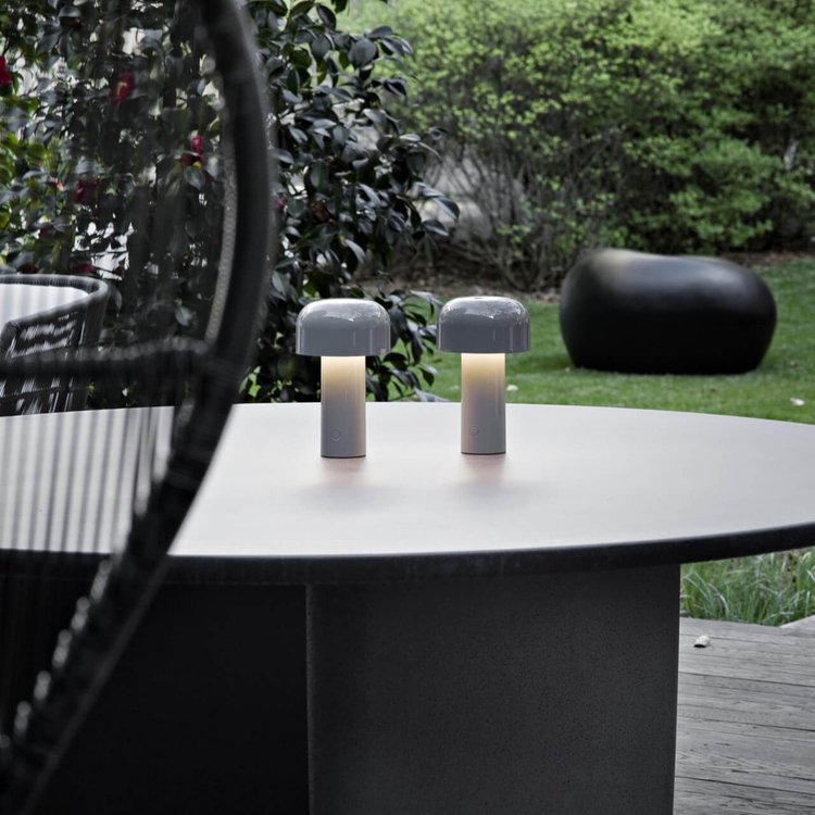 Luminor LED Table Lamp with Tri-Colour Dimming Function