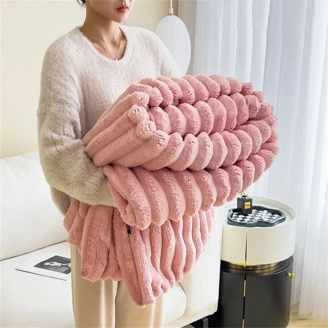 Luxury Comfort Blanket - CozyWrap