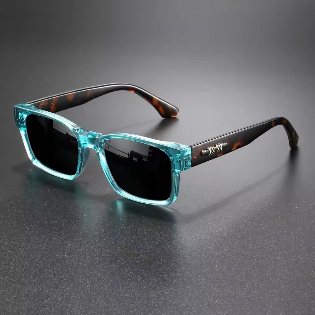 Men’s Retro Square Sunglasses