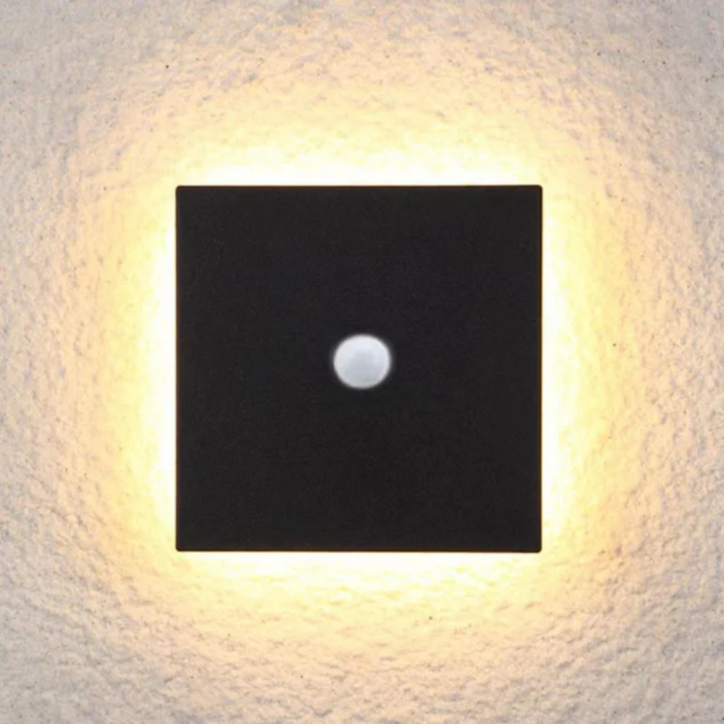 Modern Minimalist LED Wall Lamp - Zenith