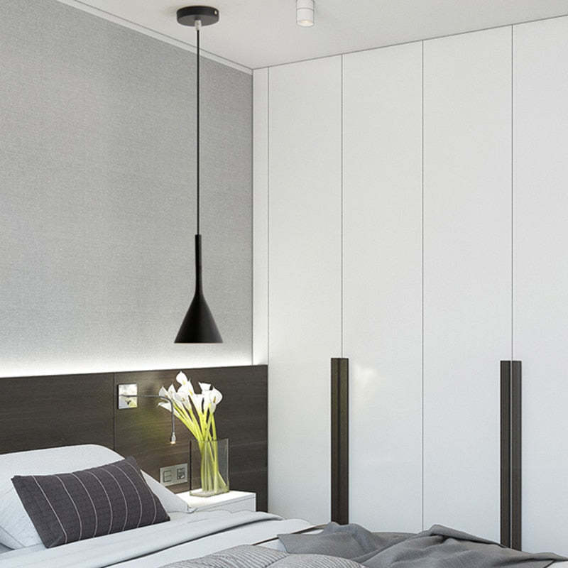 Modern Triangle Pendant Lamp - Trionda