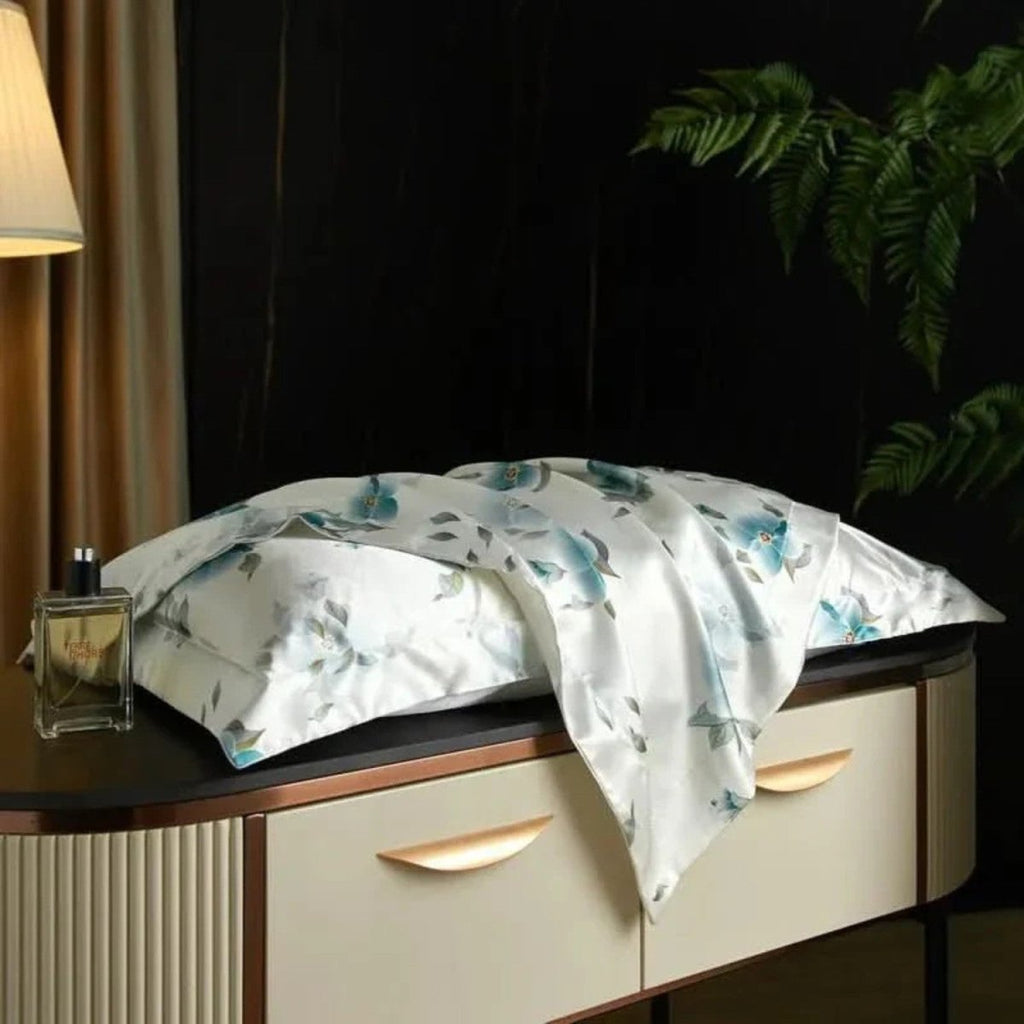 Mulberry Silk Pillowcase for Luxurious Sleep