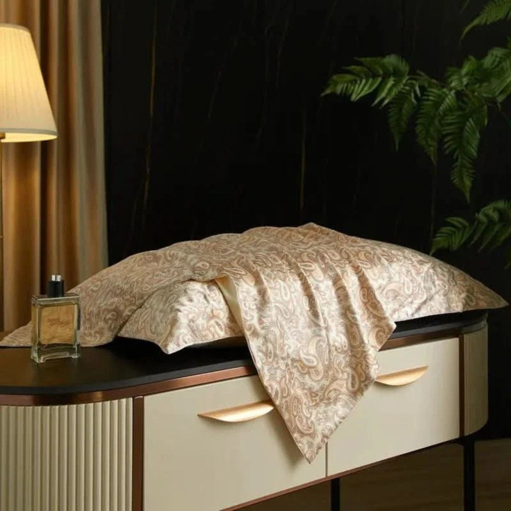 Mulberry Silk Pillowcase for Luxurious Sleep