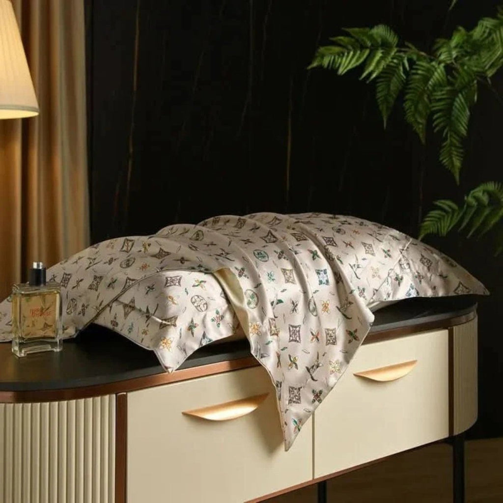 Mulberry Silk Pillowcase for Luxurious Sleep