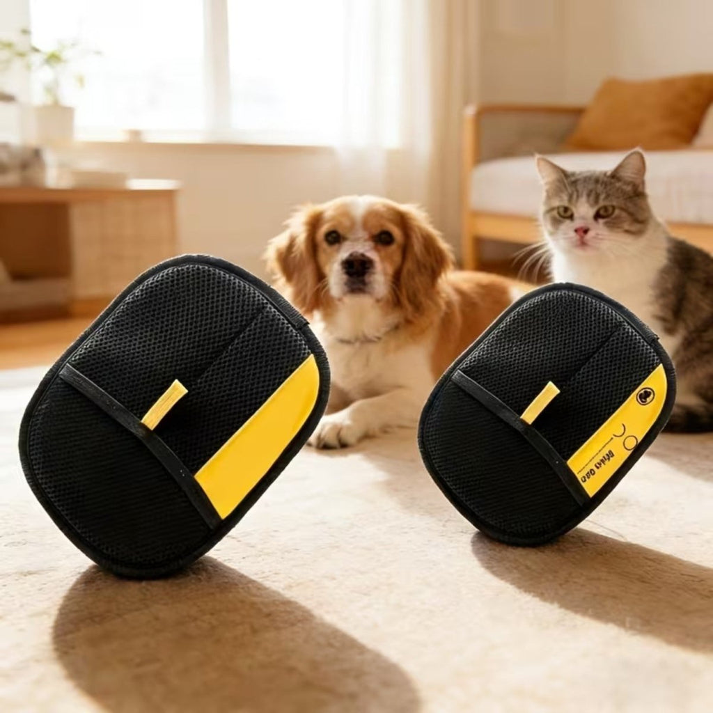 Pet Hair-Removing Gloves for Efficient Grooming