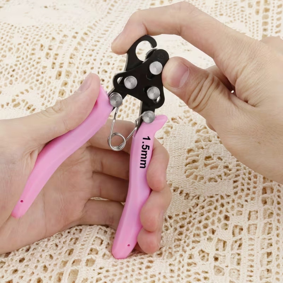 Precision Jewelry Looping Pliers