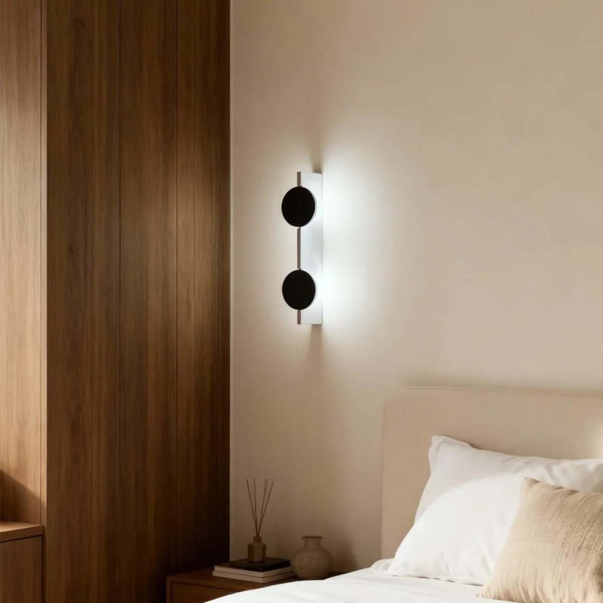 Sculptural Halo Glow Wall Light